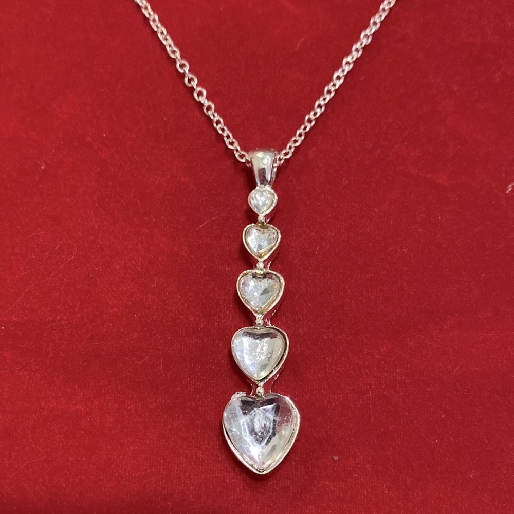 Passage Necklace Sparking Faceted Heart Stones Silver Tone